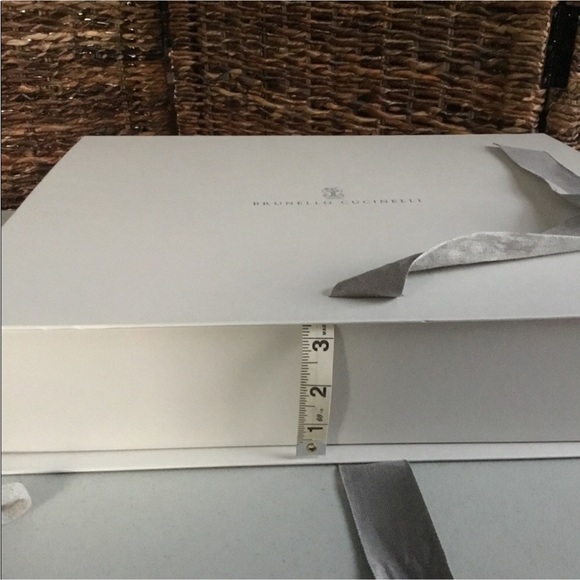 BRUNELLO CUCINELLI BOX W/FOLDING DUST BAG ENVELOPE RIBBON TIE BOX-FINAL PRICE - Picture 13 of 16